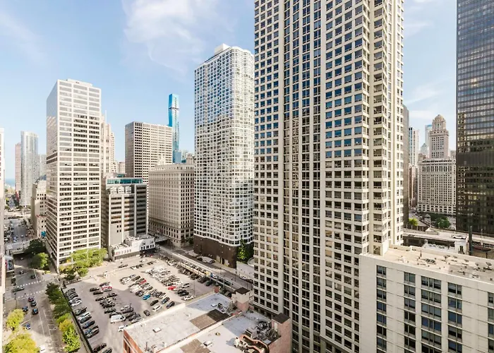 Blueground River North Pool Doorman Wd Chi-1092 Apartment